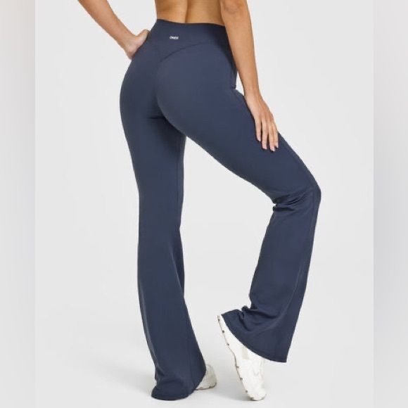 Oner Active SoftMotion Flared Bottoms in True Blue - Picture 1 of 8